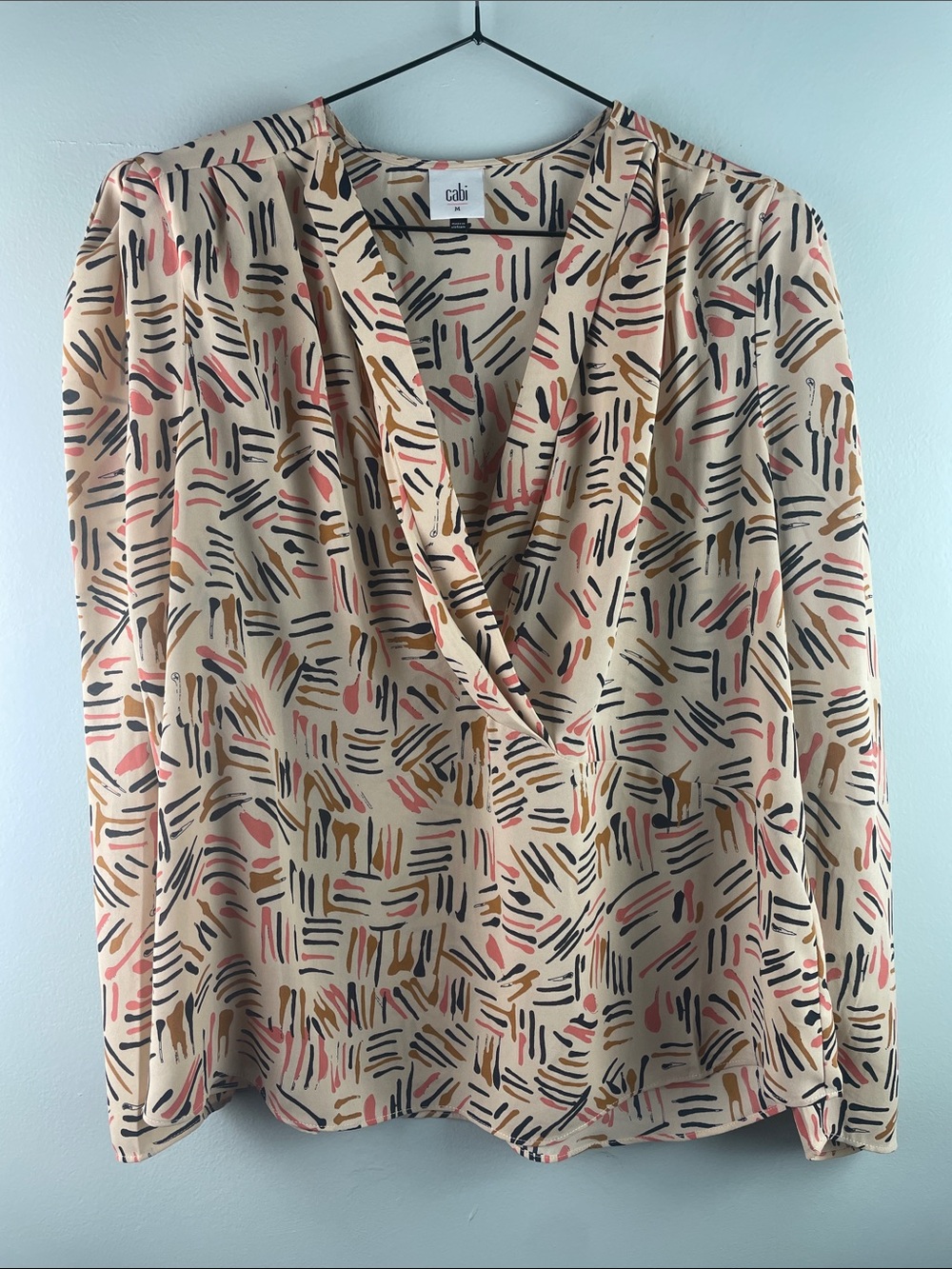 CAbi #4162 Cream Abstract-Brush Print Draped V-Neck Blouse Size M